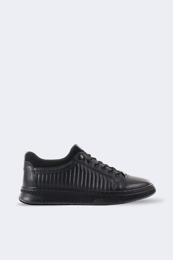 Stripe pattern leather sneakers – Black-0
